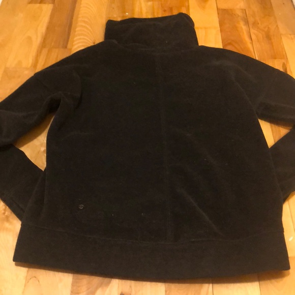 Lululemon fleece pullover - Picture 7 of 8